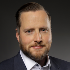 Dr. Simon Lichte Dr. Simon Lichte, VP Open Banking